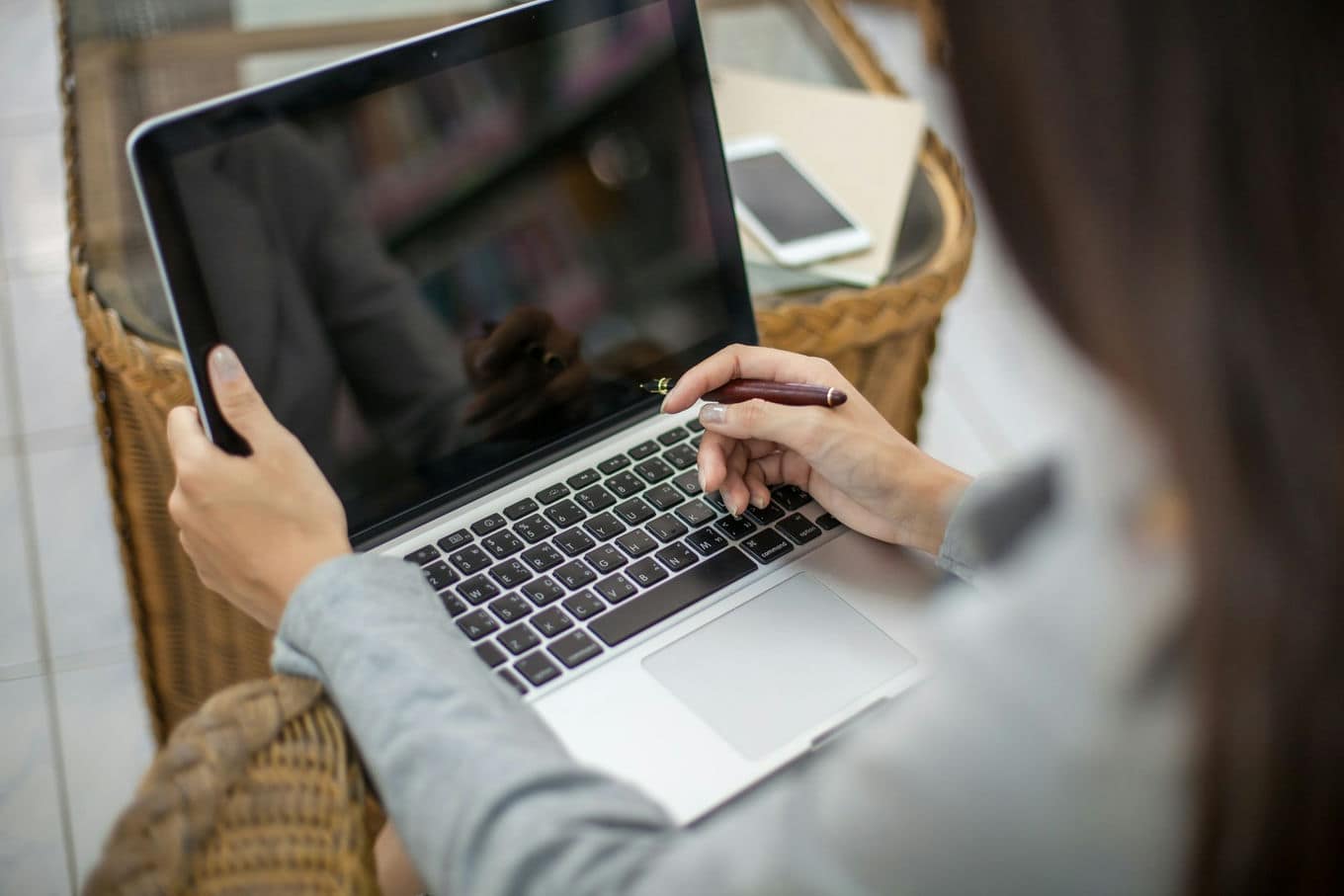 laptop się nie uruchamia
